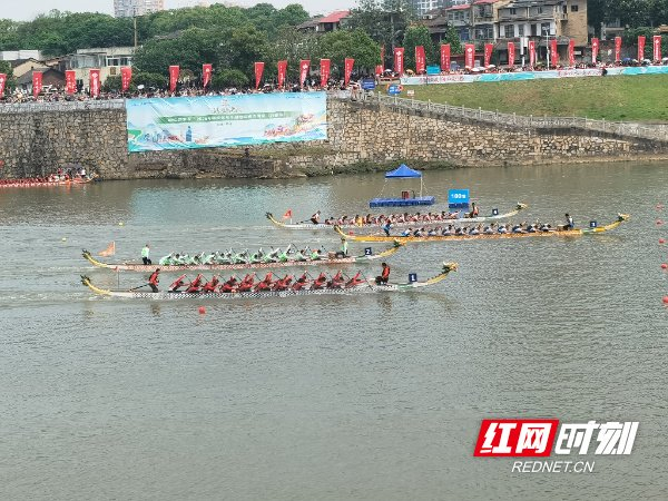 浪遏飞舟！湖南20支龙舟竞渡浏阳河|开福区|汨罗|湖南省|长沙市|总决赛_新浪体育_新浪新闻